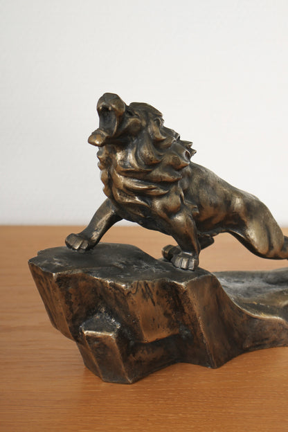 Vintage Japanese Bronze Lion Sculpture by Tsuda Shinobu