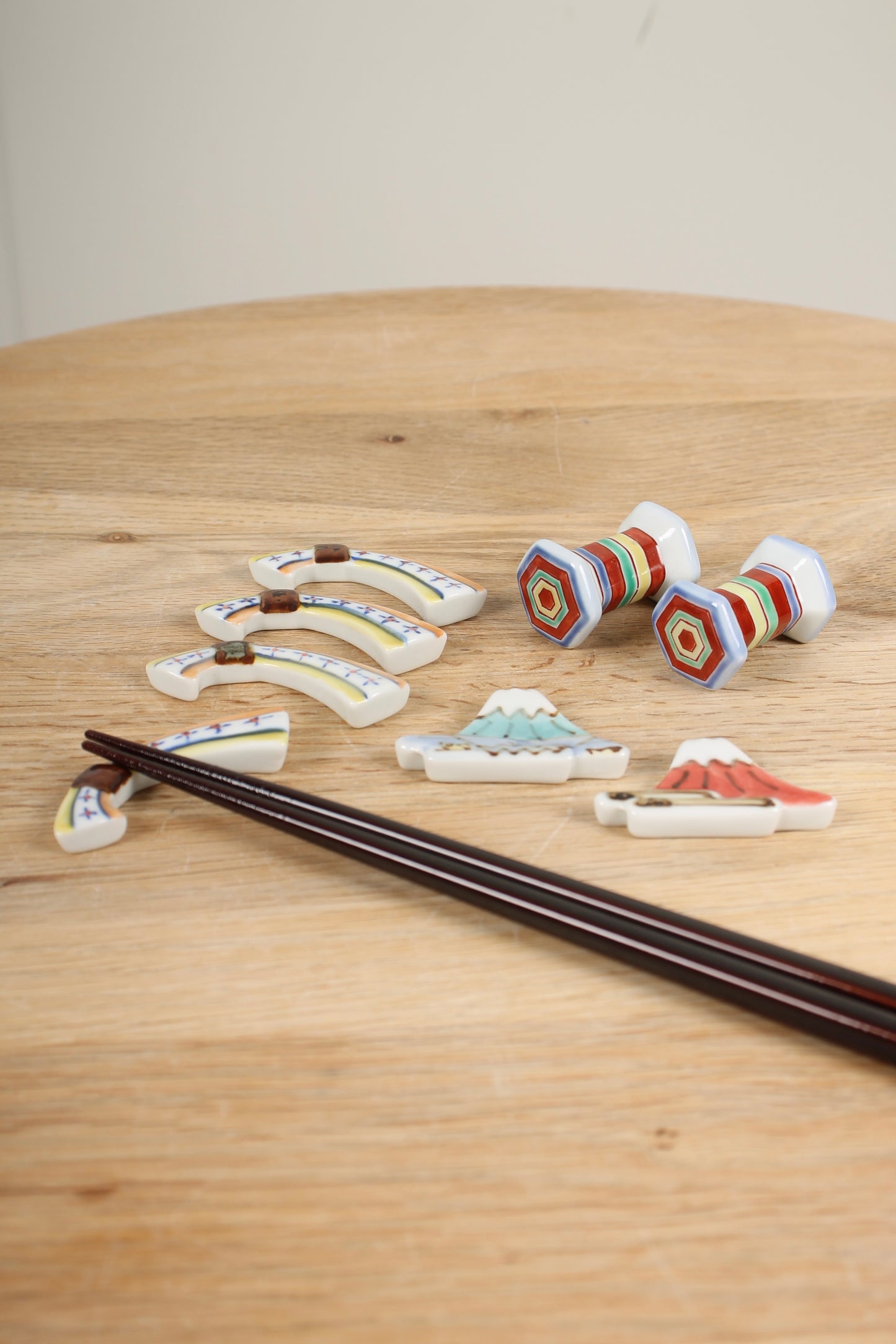 Porcelain Chopstick Rests (Traditional Motifs)