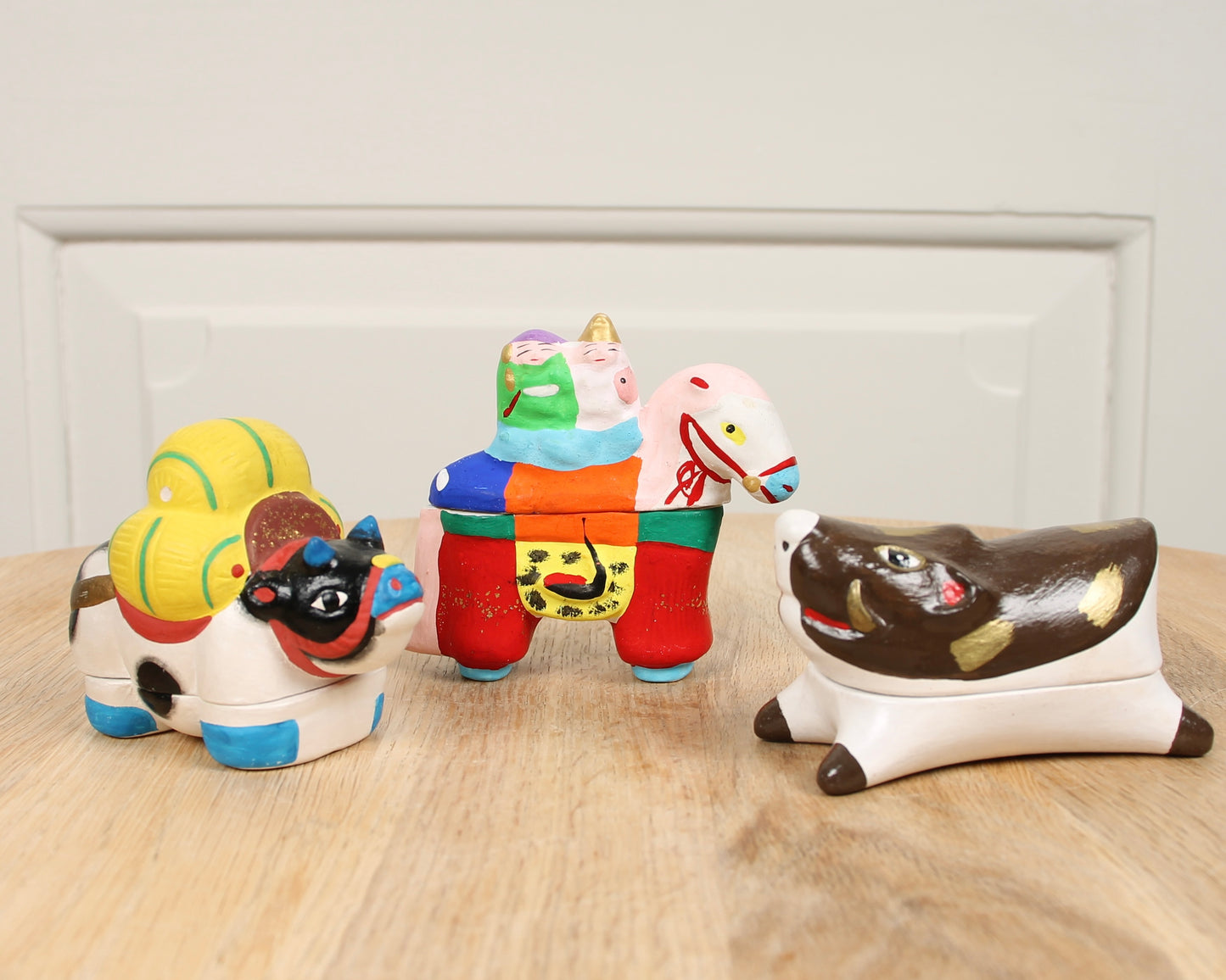 Vintage Japanese Kōgō Incense Case (Colorful Animals)