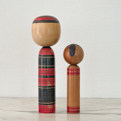 Pair of Vintage Japanese Kokeshi Doll Black and Red