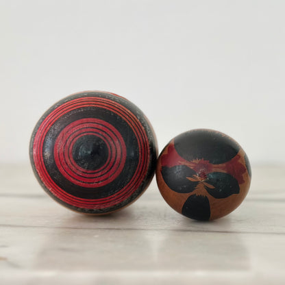 Pair of Vintage Japanese Kokeshi Doll Black and Red