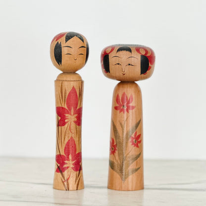 Pair of Vintage Japanese Kokeshi Doll Floral