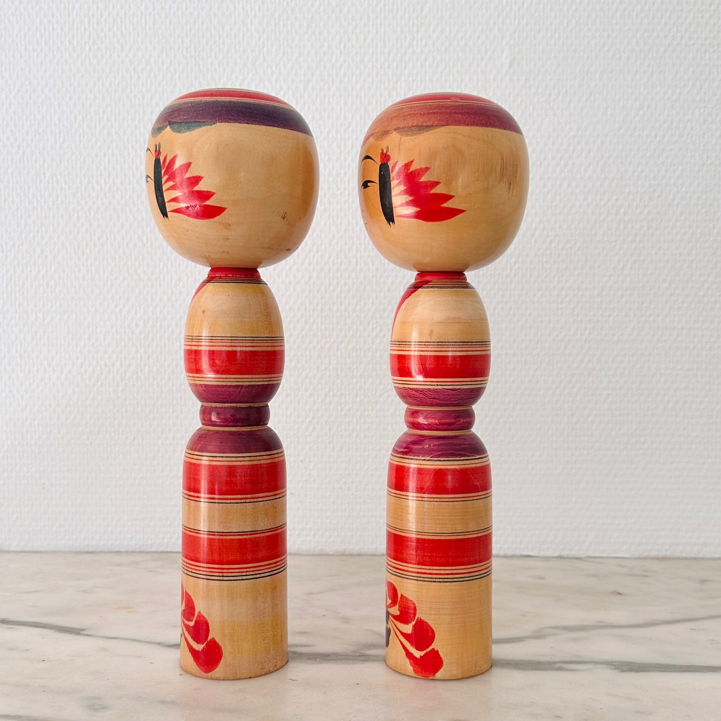 Pair of Vintage Japanese Kokeshi Dolls Tapered Waist