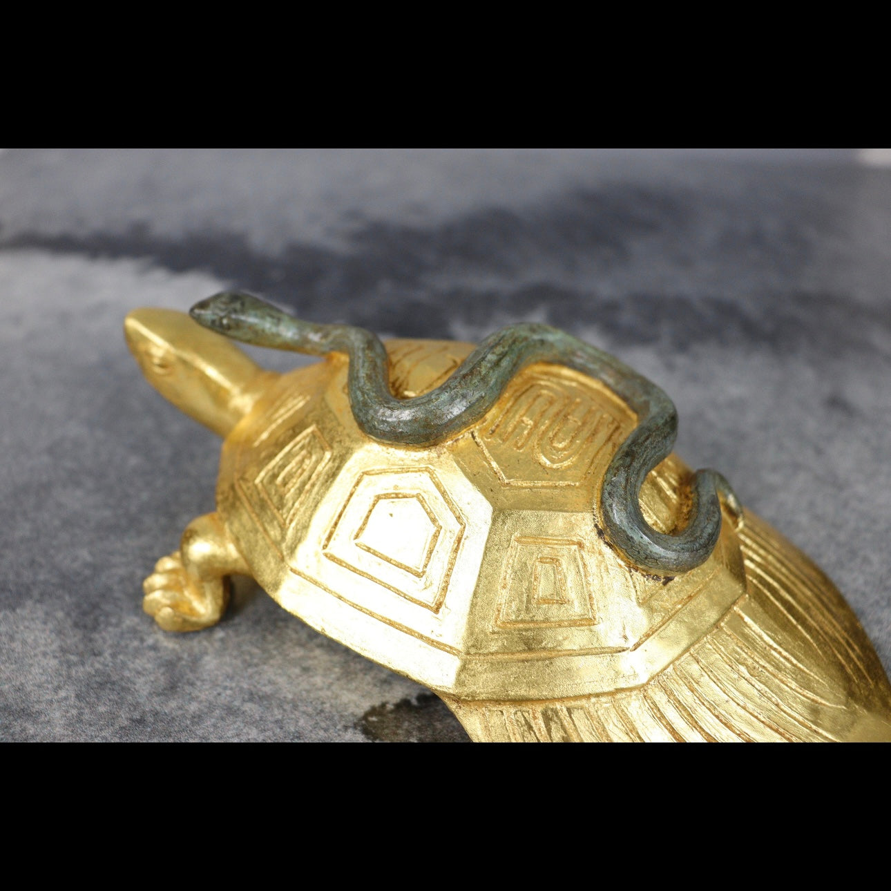 Bronze Turtle with Snake by Tsuda Eijyu