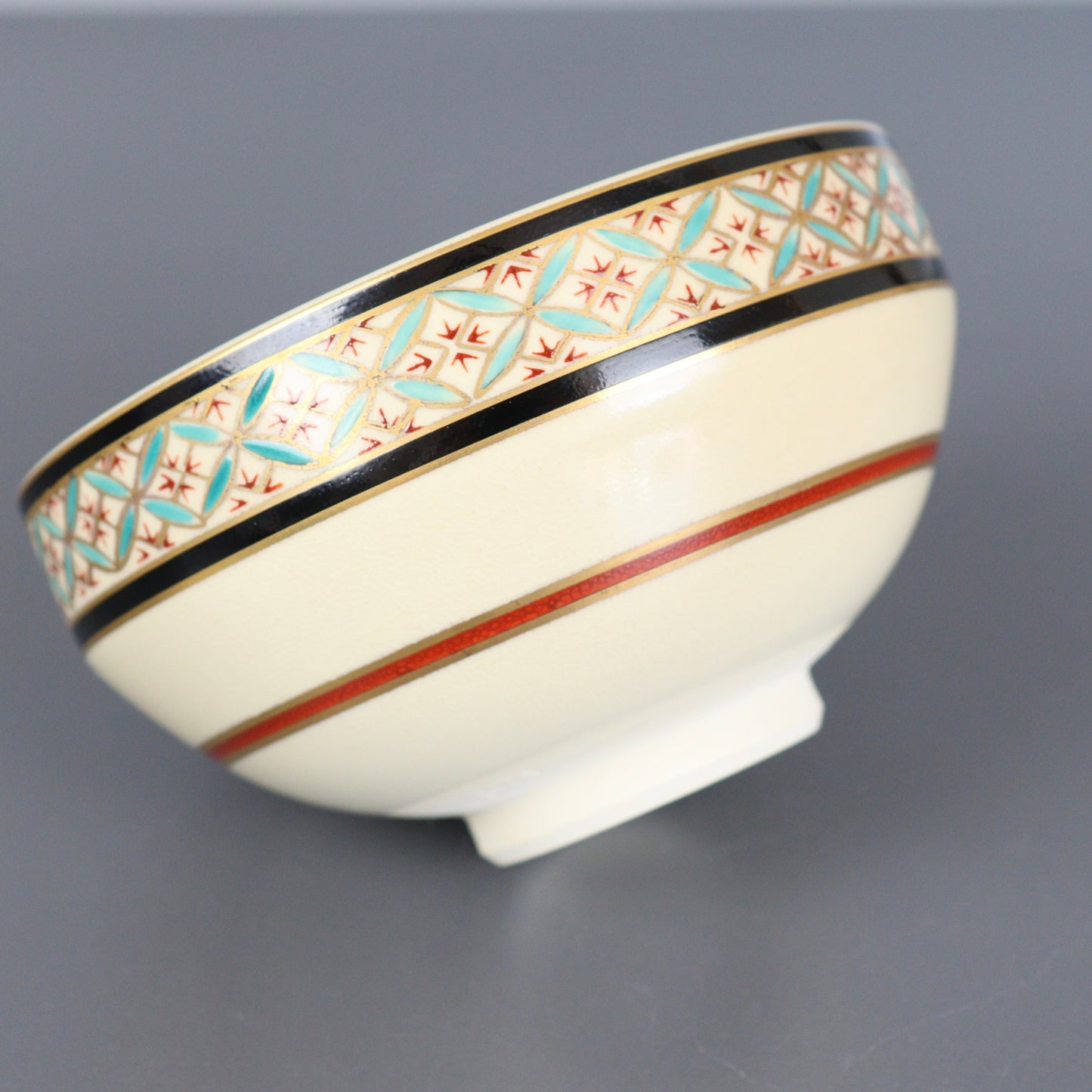 Beige Chawan Geometric Pattern