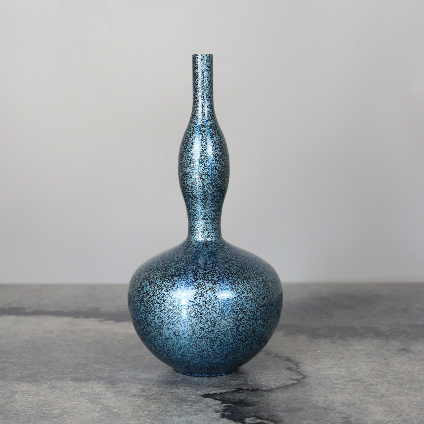 Blue "Hyotan" shaped Bronze Vase