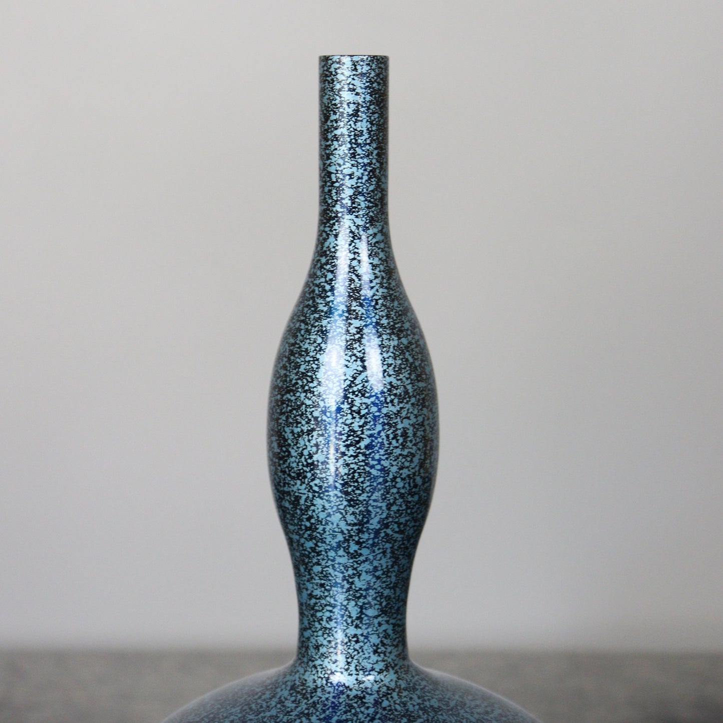 Blue "Hyotan" shaped Bronze Vase