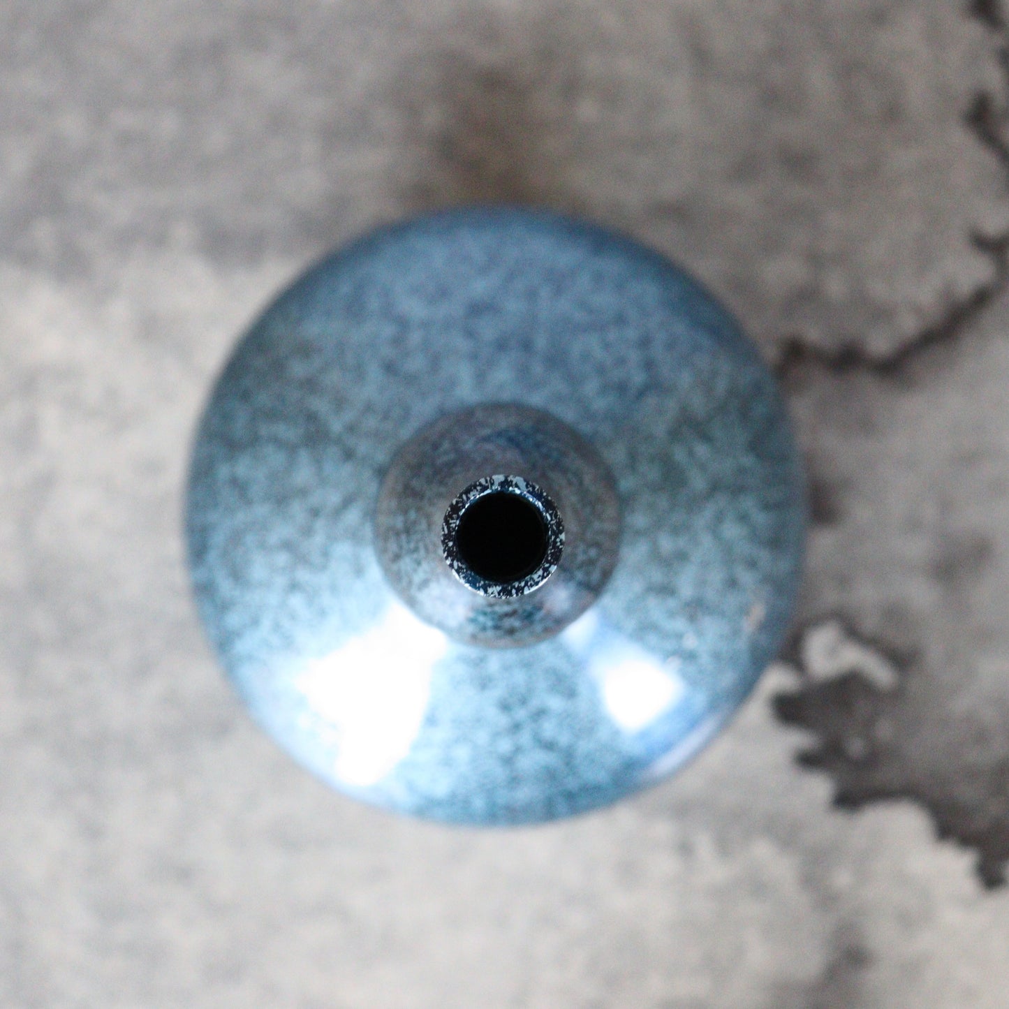 Blue "Hyotan" shaped Bronze Vase