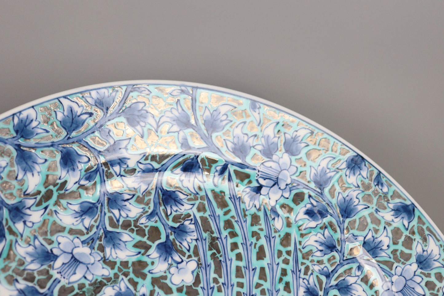 Platinum-painted Porcelain Plate by Fujii Shumei